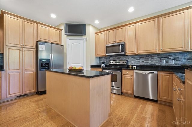 982 Brookmere Avenue, Tipp City, OH 45371