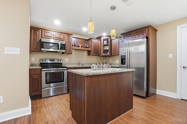 982 Brookmere Avenue, Tipp City, OH 45371