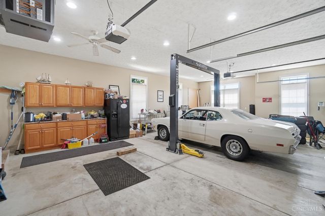 982 Brookmere Avenue, Tipp City, OH 45371