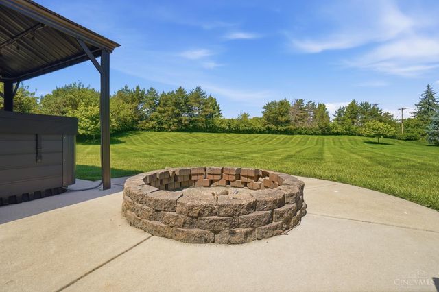 982 Brookmere Avenue, Tipp City, OH 45371