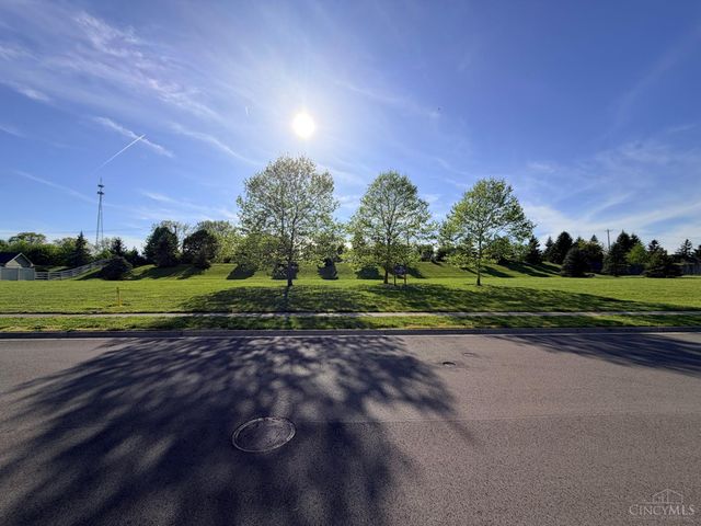 982 Brookmere Avenue, Tipp City, OH 45371