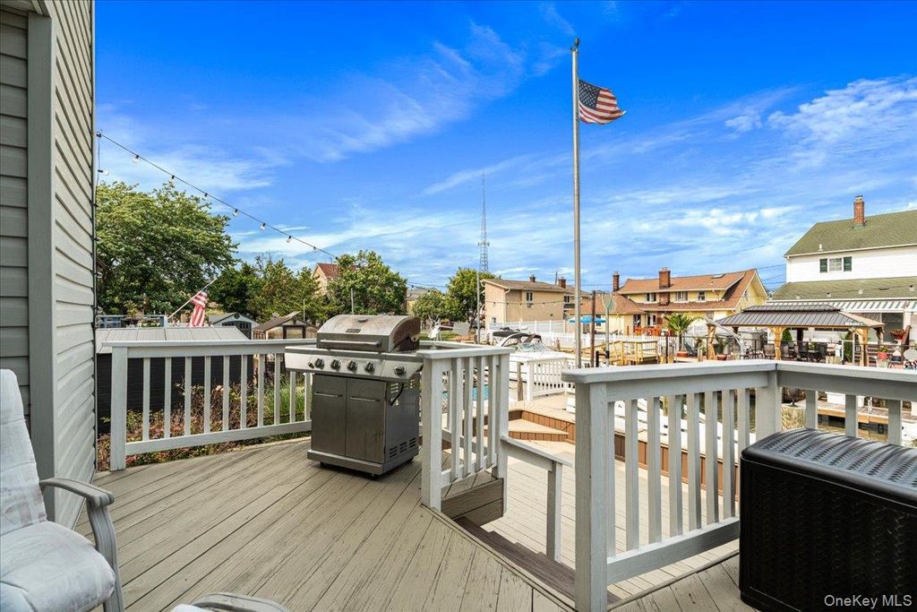 117 Gordon Place, Freeport, NY 11520 — photo 4