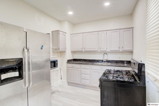 2517 N 28th Avenue, Omaha, NE 68111