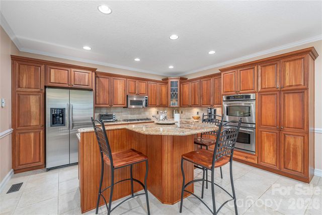554 Breckenridge Road, Waynesville, NC 28785