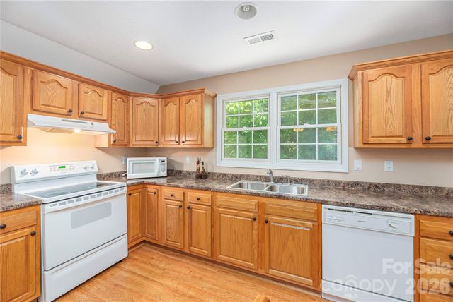554 Breckenridge Road, Waynesville, NC 28785