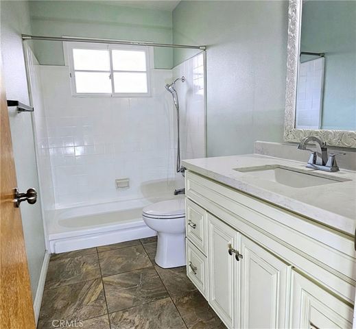 657 Aurora, Claremont, CA 91711