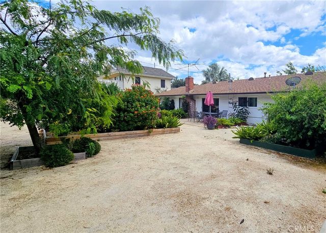 657 Aurora, Claremont, CA 91711
