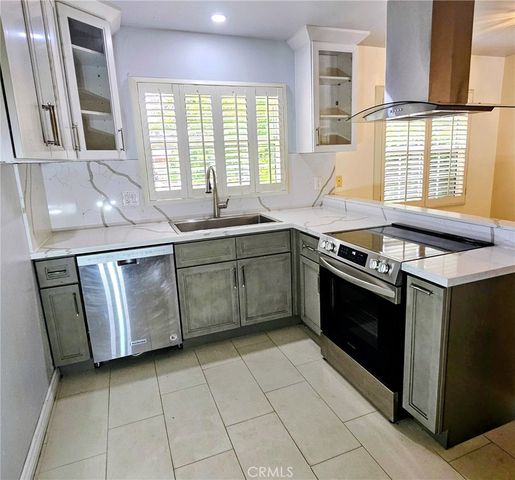 657 Aurora, Claremont, CA 91711