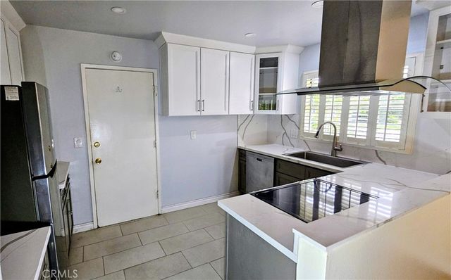 657 Aurora, Claremont, CA 91711