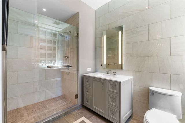435 N Michigan Avenue 401, Chicago, IL 60611