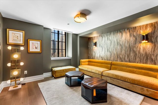 435 N Michigan Avenue 401, Chicago, IL 60611