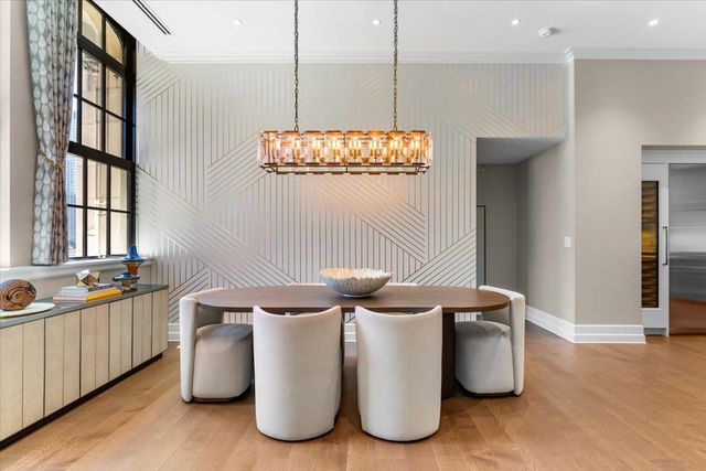 435 N Michigan Avenue 401, Chicago, IL 60611