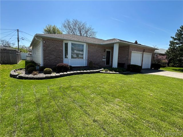 23 Argosy Drive, Amherst, NY 14226