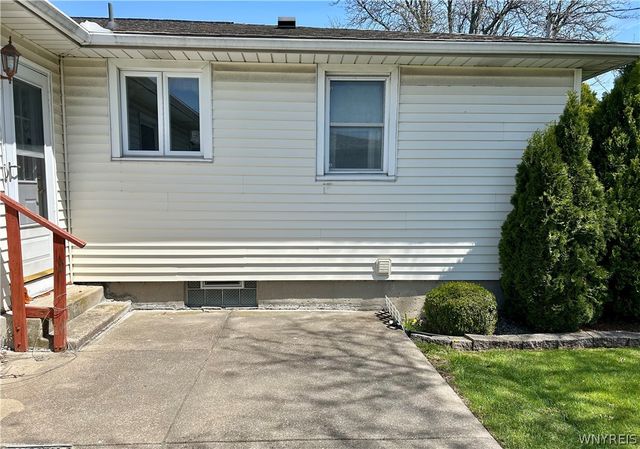 23 Argosy Drive, Amherst, NY 14226