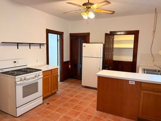 15 Beacon St 1, Somerville, MA 02143
