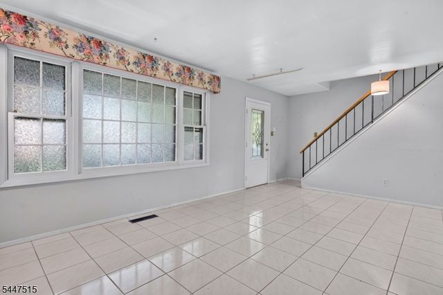 217 W Point Ave, Franklin Twp., NJ 08873
