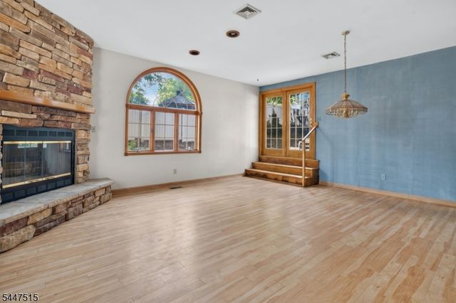 217 W Point Ave, Franklin Twp., NJ 08873
