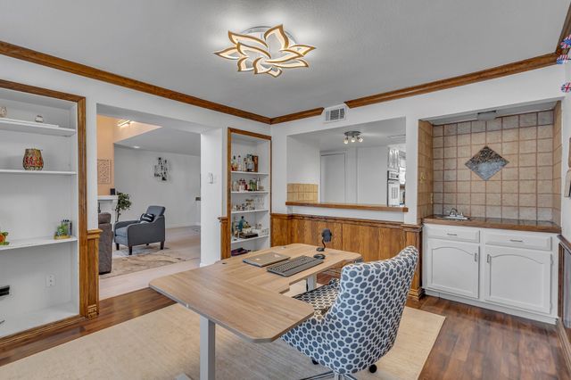 6433 Southpoint Drive, Dallas, TX 75248