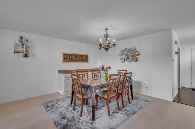 6433 Southpoint Drive, Dallas, TX 75248