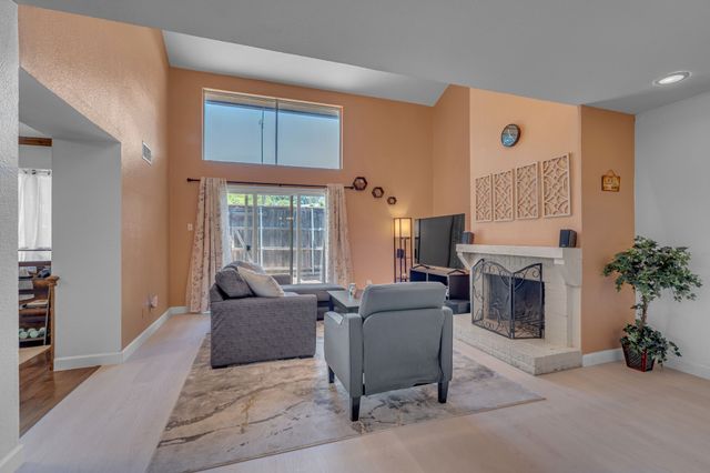 6433 Southpoint Drive, Dallas, TX 75248