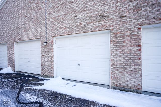 6509 Emerald Hill Court 104, Indianapolis, IN 46237