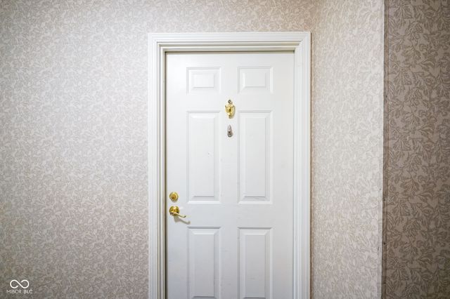 6509 Emerald Hill Court 104, Indianapolis, IN 46237