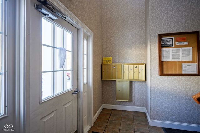 6509 Emerald Hill Court 104, Indianapolis, IN 46237