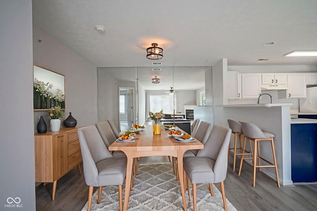 6509 Emerald Hill Court 104, Indianapolis, IN 46237