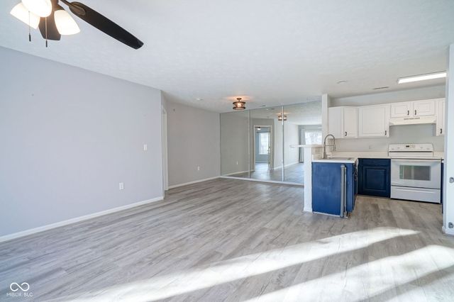 6509 Emerald Hill Court 104, Indianapolis, IN 46237