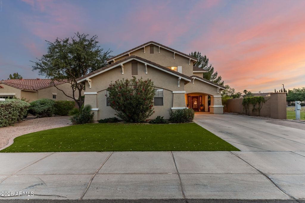 1271 E CANYON CREEK Drive, Gilbert, AZ 85296 — exterior