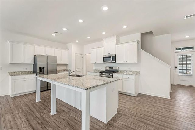 649 Isom Walk, Suwanee, GA 30024