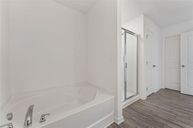 649 Isom Walk, Suwanee, GA 30024