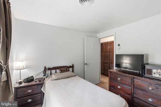1602 HARVEY STRAUGHN RD, Townsend, DE 19734