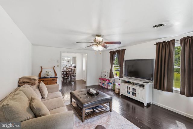 1602 HARVEY STRAUGHN RD, Townsend, DE 19734
