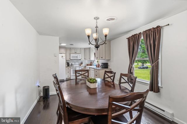 1602 HARVEY STRAUGHN RD, Townsend, DE 19734