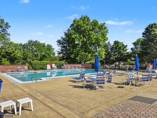 802 Brokaw Ct B, Bridgewater Twp., NJ 08807