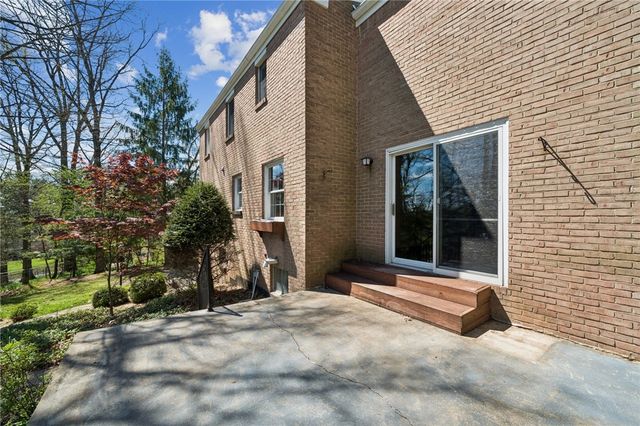 3902 Glencoe Ct, Murrysville, PA 15668