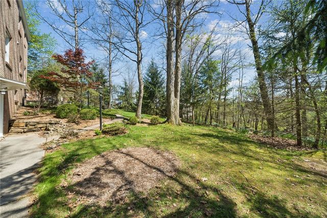 3902 Glencoe Ct, Murrysville, PA 15668