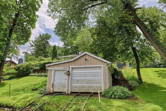 W10140 Schiefelbein Road, Poynette, WI 53955