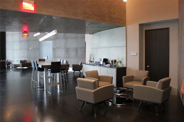 18555 COLLINS AVE 4604, Miami Beach, FL 33160