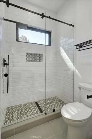 5520 Woodlake, Woodland Hills, CA 91367