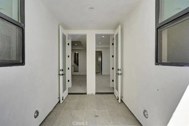 5520 Woodlake, Woodland Hills, CA 91367