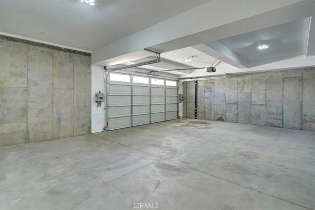 5520 Woodlake, Woodland Hills, CA 91367