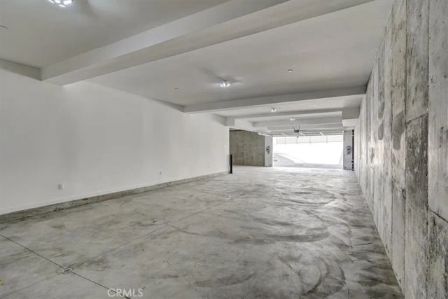 5520 Woodlake, Woodland Hills, CA 91367