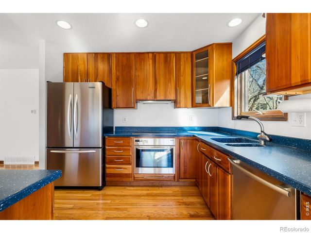 3616 Roundtree Court, Boulder, CO 80304