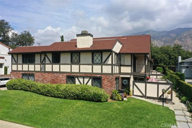 395 W Mariposa Avenue C, Sierra Madre, CA 91024