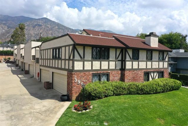 395 W Mariposa Avenue C, Sierra Madre, CA 91024