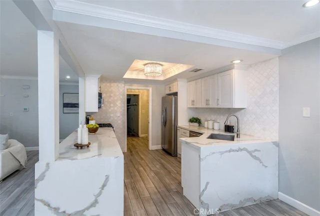 395 W Mariposa Avenue C, Sierra Madre, CA 91024