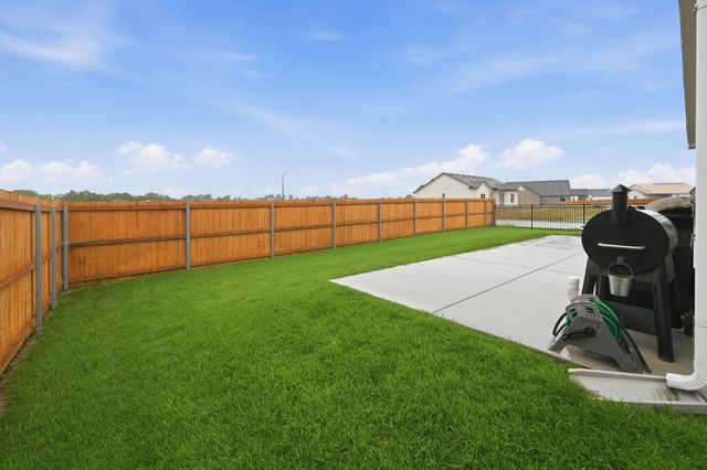 337 N Woodstone St, Derby, KS 67037