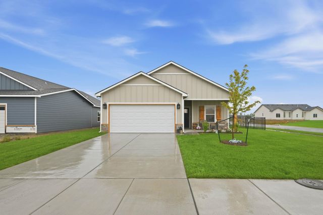 337 N Woodstone St, Derby, KS 67037